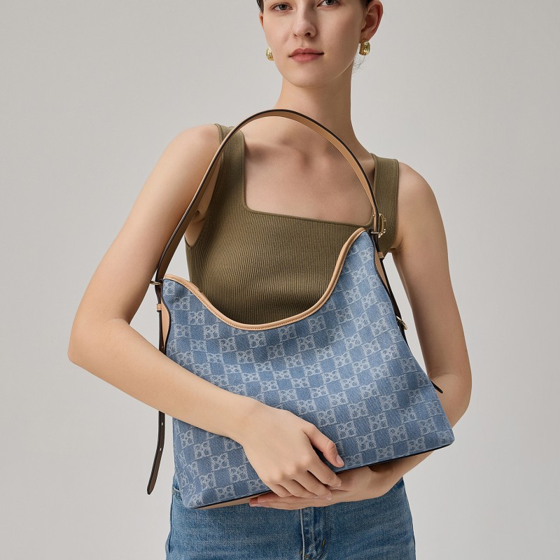 Large-capacity commuter new texture bag denim bag